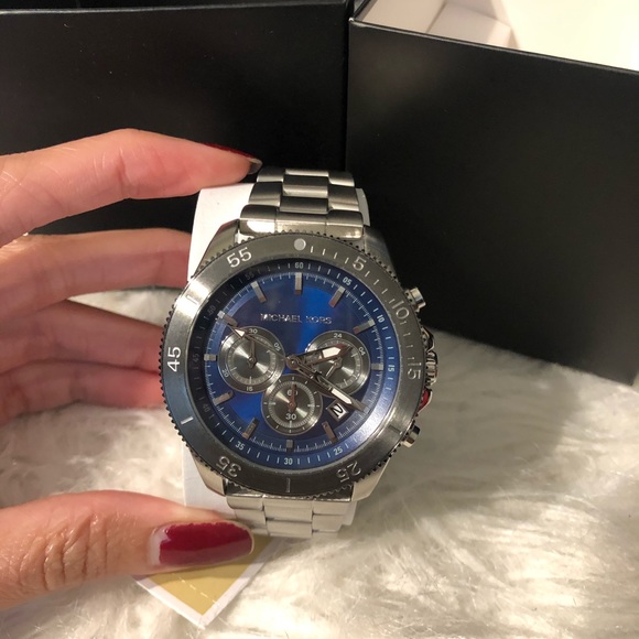 Mk men watch - Picture 2 of 5